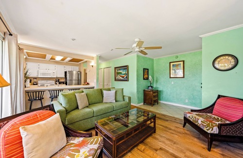 Princeville Condo | Affordable Princeville living with great shared amenities, private lanai!