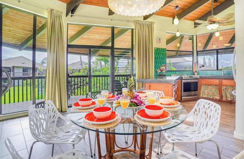 Princeville Condo | Airy Princeville Condo with Free WiFi, Deck & Pool Near Golf