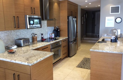 Lahaina Condo | "Alii is the Hawaiian word for Royalty' , and our 2 bedroom is this and much more, it is Luxury at its Best. When we say DIRECT OCEANFRONT, we mean it. This unit was completely redesigned and remodeled and located on the 5th floor in building 3.