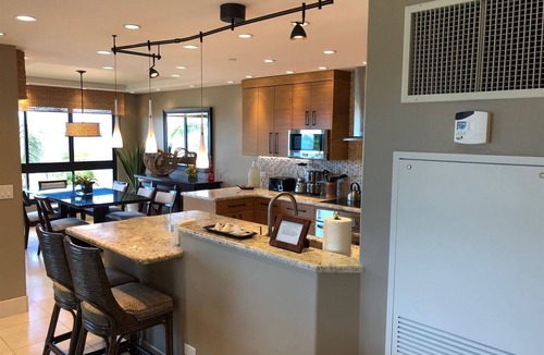 Lahaina Condo | "Alii is the Hawaiian word for Royalty' , and our 2 bedroom is this and much more, it is Luxury at its Best. When we say DIRECT OCEANFRONT, we mean it. This unit was completely redesigned and remodeled and located on the 5th floor in building 3.