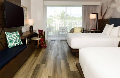 Lihue Hotel | Aloha-Infused Luxury Hideaway! 3 Family-friendly Accommodations! Outdoor Pool!