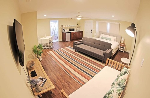 Waialee House | Aloha Studio/Haleiwa/Turtle beach/AC/30 day min