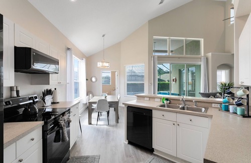 Windsor Palms Villa | Amazing 6 Bed Disney Dream Getaway in Windsor Palms Resort!
