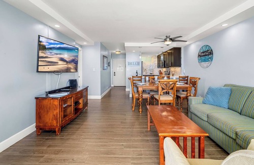Kihei Condo | Amazing Front Row Luxury Ocean Views on the Beach - Kauhale Makai 234