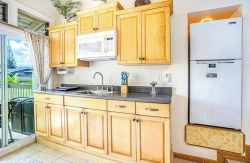 Princeville Apartment | August Sale! Princeville Studio with Shared Pool, Fast WiFi, AC & Mtn Views