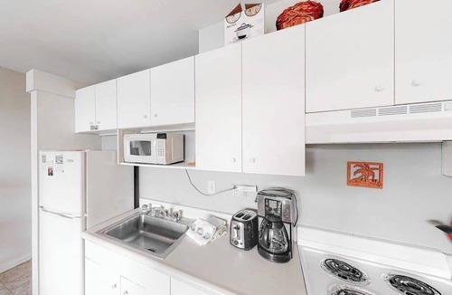 Maunaloa Apartment | August Special! Ocean-View Molokai Condo with Lanai, Pool - Steps to Beach