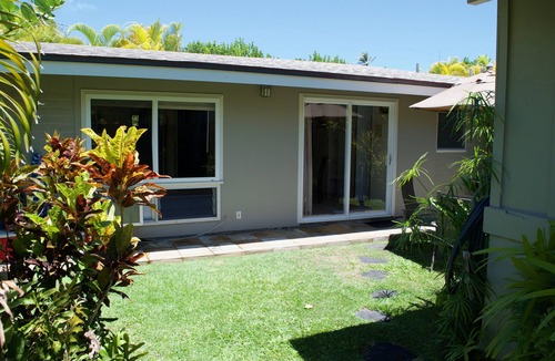 Kailua Cottage | Awesome Beachside Cottage Located Just Steps Away from Kailua Beach