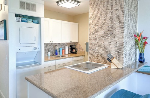Kihei Condo | Beaches & Sunsets-Heart of Kihei