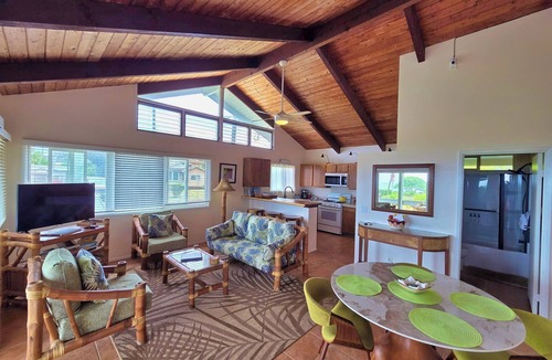 Kapaa House | Beachfront Cottage: Inquire About 30 days for 40% Off! 2 Beds TVNC #4288