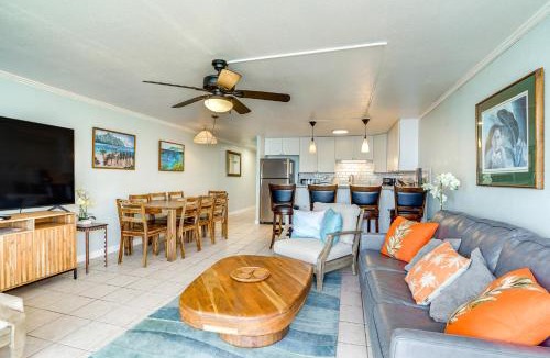 Punaluu House | Beachfront Penthouse w/3 Lanais on O’ahu!