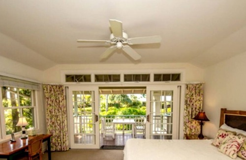 Hanalei House | Beachside Getaway on Hanalei Bay the Island of Kuaui, Hawaii