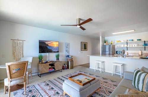 Wailua Condo | Beachside Kapaa top floor condo + A/C
