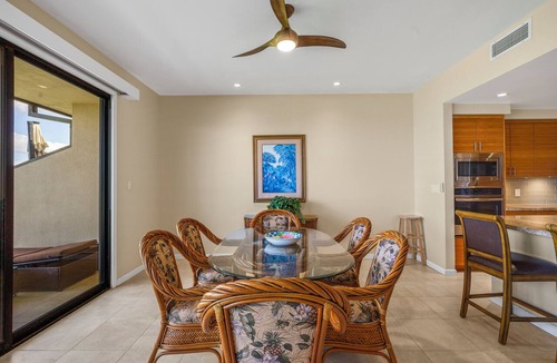 Wailea Condo | Beautifully Upgraded Oceanview Condo Steps to the Beach at Makena Surf #F-109