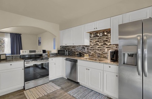 Northeast Colorado Springs House | Bella Montagne Safe and Centrally located Charming Home Close to AF Great Area.
