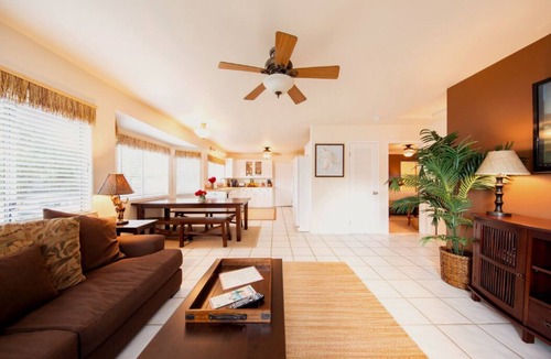Kamuela House | BEST PLACE TO STAY! Close to Kamuela Town and World Class Beaches!