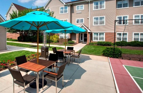 Bethlehem Hotel | Best Value, Quality Stay! 3 Relaxing Units, Near Allentown Art Museum - 4.3miles
