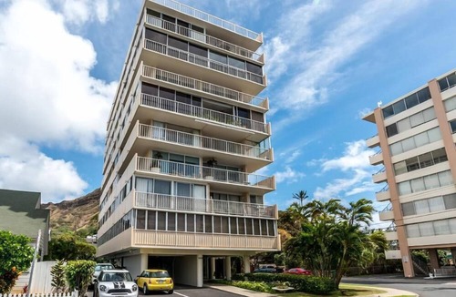 Diamond Head - Kapahulu - St. Louis Condo | Book Now-Danno's Hawaii Five-O Condo! Diamond Head, Gold Coast. Full Ocean View.