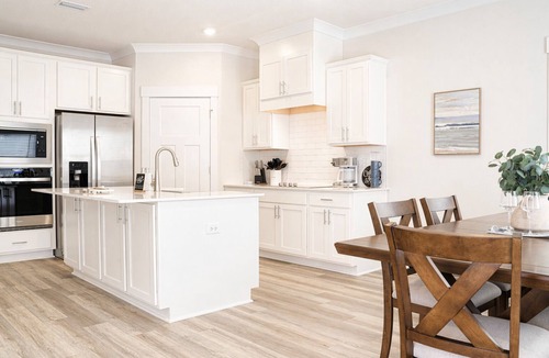 South Pensacola House | Brand New Modern Home, Patio w/Fire Pit, Walk to Downtown, 11 Minutes to Beach