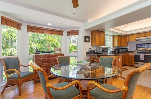 Princeville Condo | Breathtaking Mountain Views, drive to Hanalei Town