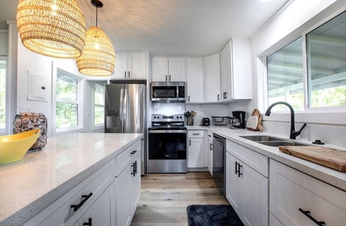 Hauula Cottage | Breathtaking Secluded Cottage with Fantastic Vistas in Hauula, Hawaii