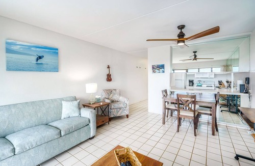 Kihei Condo | Budget Friendly - Kihei Akahi C-608, Ocean Views, Short Walk to Kamaole Beach II