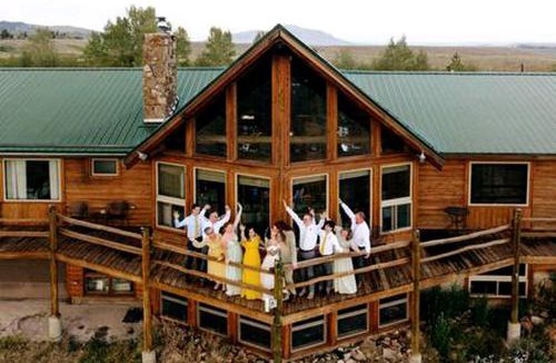 Walden House | Cabin Rental for Large Groups Ideal for Colorado Glamping