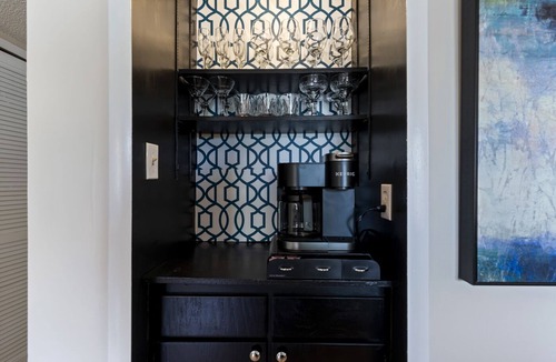 Calabash Condo | Calabash Style Condo w/King Bed & Pool