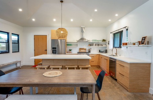 Queen Emmas Bluffs House | Casa Aloha