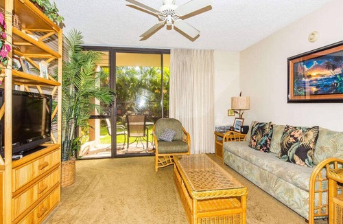 Kihei Condo | Casual w/Homey Touches! Kitchen Ease, WiFi, AC, Lanai to Lawn–Kamaole Sands 9101
