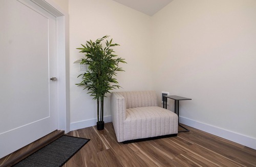 Lawrenceville Apartment | Charming 2-bedroom apartment in peaceful Lawrence Township with AC