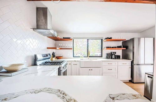 Los Feliz House | Charming duplex 6B3B In Los Feliz