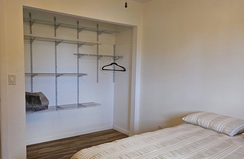 Kona Palisades House | Charming oceanview with large lanai and outdoor area. Washer/Dryer & BBQ