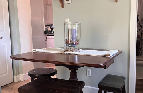 Martinez Park House | Charming Old Town Bungalow - Walk or Bike to Everything!