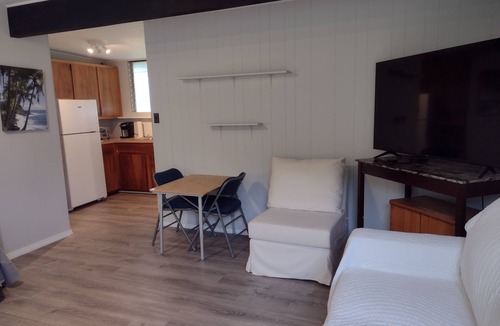 Mountain View Apartment | Charming studio w/country views!