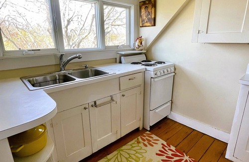 Easton's Point Apartment | Charming treetop apartment with ocean views & short walk to the beach