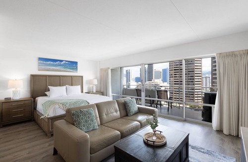 Waikiki Condo | City Lights, Mountain View! Ilikai Hotel, One-Bedroom, Renovated & updated!