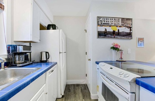 West Hartford Condo | Condo with Fireplace, Windsor Village