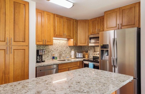 Kahuku Condo | Couples Retreat - Getaway to Turtle Bay