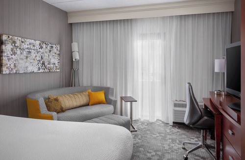 Willow Grove Hotel | Courtyard by Marriott Philadelphia Willow Grove
