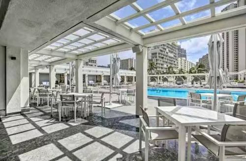 Ala Moana Apartment | Cozy 1-bedroom apartment in peaceful Honolulu with AC and gym