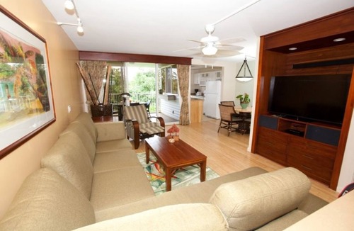 Princeville Condo | Cozy 1BR Retreat with Pool at The Cliffs