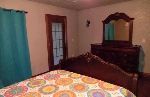 Mountainburg House | Cozy 3 Bed 2 Bath house