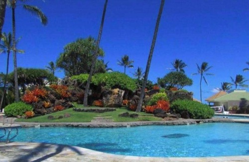 Hanamaulu Apartment | Cozy Ocean-View Lihue Studio with Pools, Gym & Hot Tub