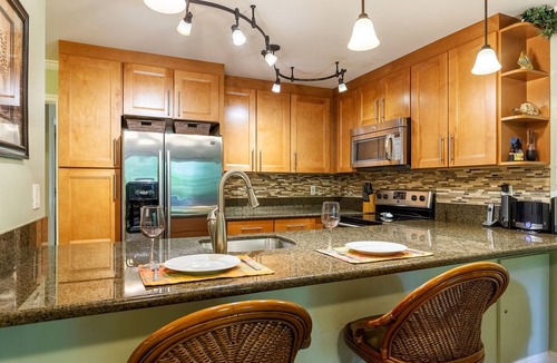 Kihei Condo | Cozy stylish condo in sunny South Maui