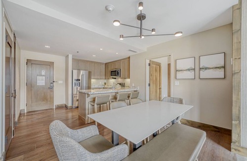 Avon Hotel | CRBC - Riverfront 2BR Resort Suite, Ski-In/Out, Ski Valet, Hot Tub, Pool, Spa