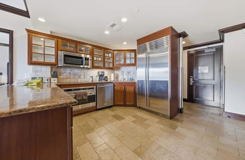 Wailua Condo | D304 - 2 King Beds, Ocean Views, AC, Resort Amenities in Kapaa! Modern & Clean!