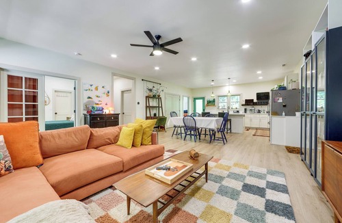 Leicester House | Deck & Fire Pit! Mtn Escape, 12 Mi to Asheville