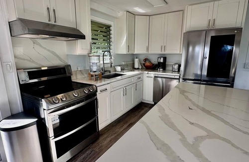 Pupukea House | Delightful 3-bedroom house at Sunset Beach with Ice bath and Sauna ✨