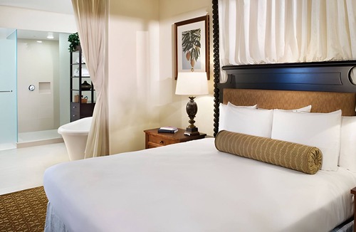 Waikoloa Resort | Discover renewal and relaxation or golf in 2-bedroom resort in Waikoloa