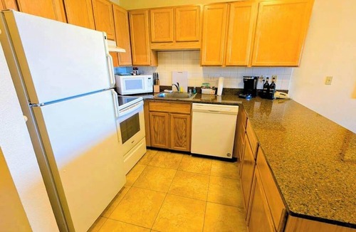 Nawiliwili Condo | Easy Beach-Close Living in Breezy Lihue